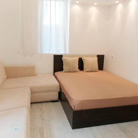 Apartment Amore Varna Bagian luar foto