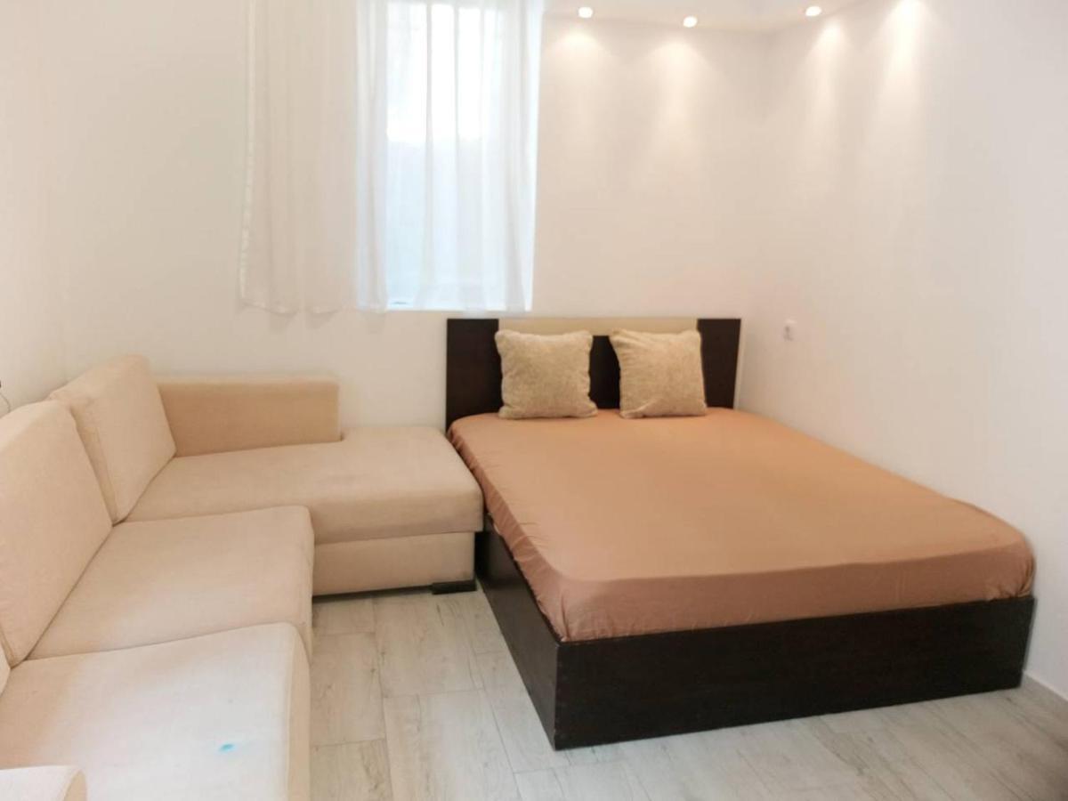 Apartment Amore Varna Bagian luar foto